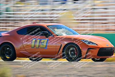 media/Oct-18-2025-Extreme Speed (Sat) [[d6d7e1fef1]]/Red-Green/